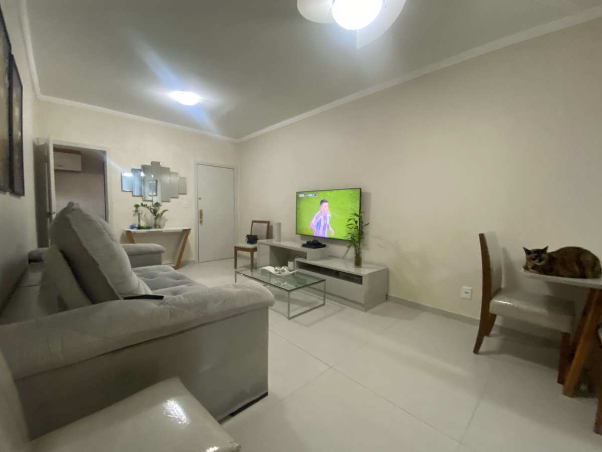 Apartamento de 3 Quartos à Venda – Excelente Localização, Próximo à Praia! - Carla Neves Imóveis