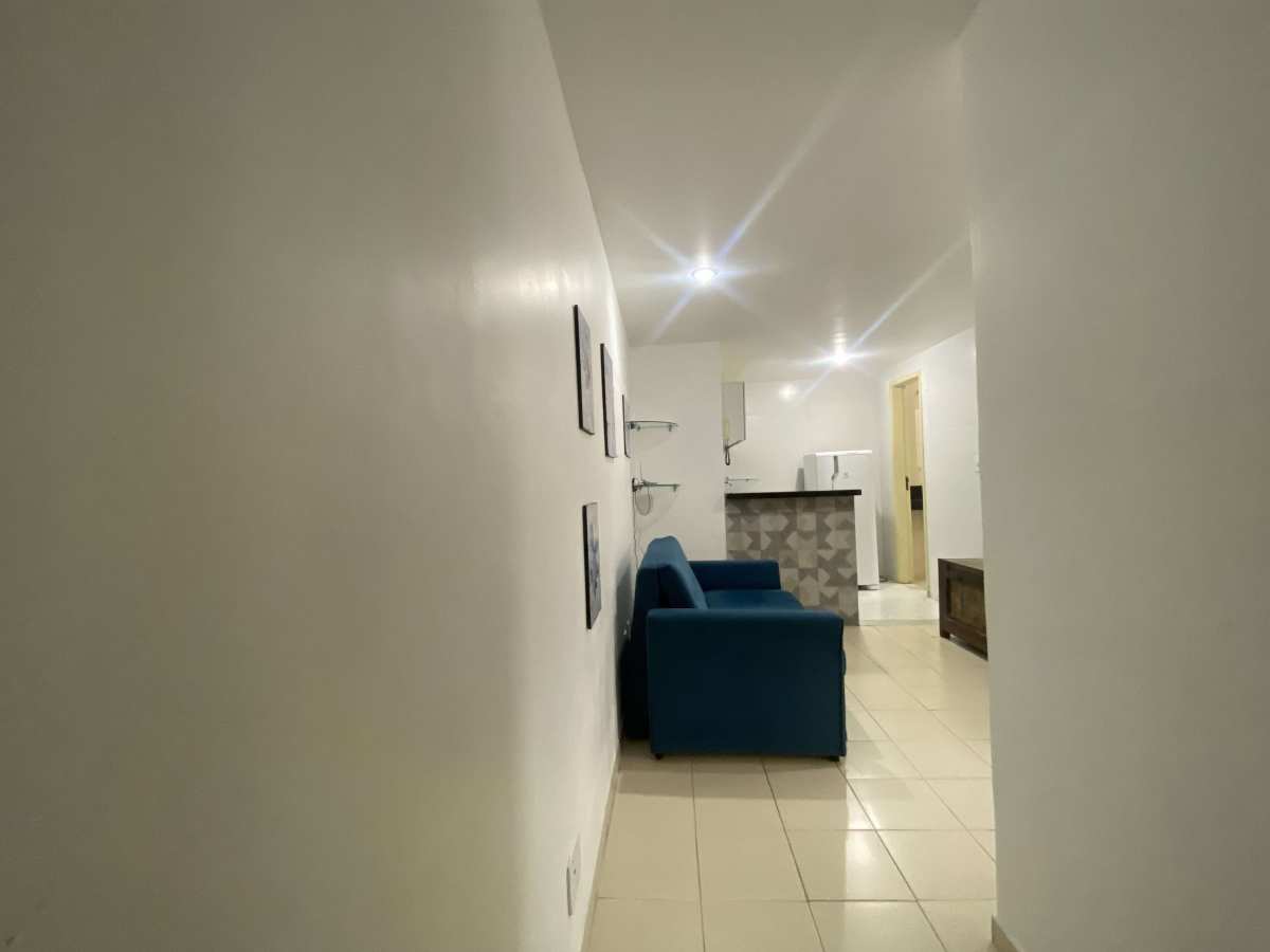 APARTAMENTO À VENDA – EXCELENTE OPORTUNIDADE! - Carla Neves Imóveis