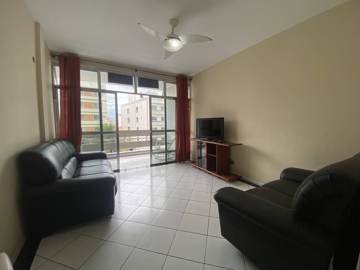 Apartamento de 129m² a  300m da Praia do Forte - Carla Neves Imóveis