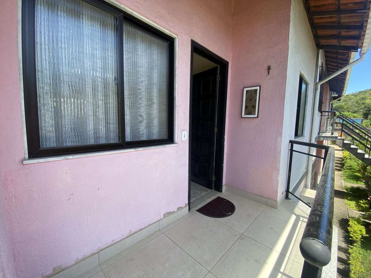 Seu Refúgio em Cabo Frio: Apartamento porteira fechada – Pronto para Morar! - Carla Neves Imóveis