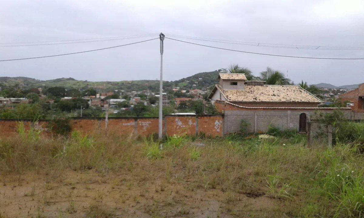 Terreno, 1400m², à venda em Cabo Frio, Reserva do Peró